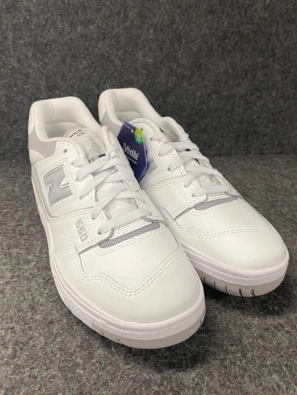 NEW BALANCE 550 Casual Sneakers Women's Size 8 White Gray New in Box